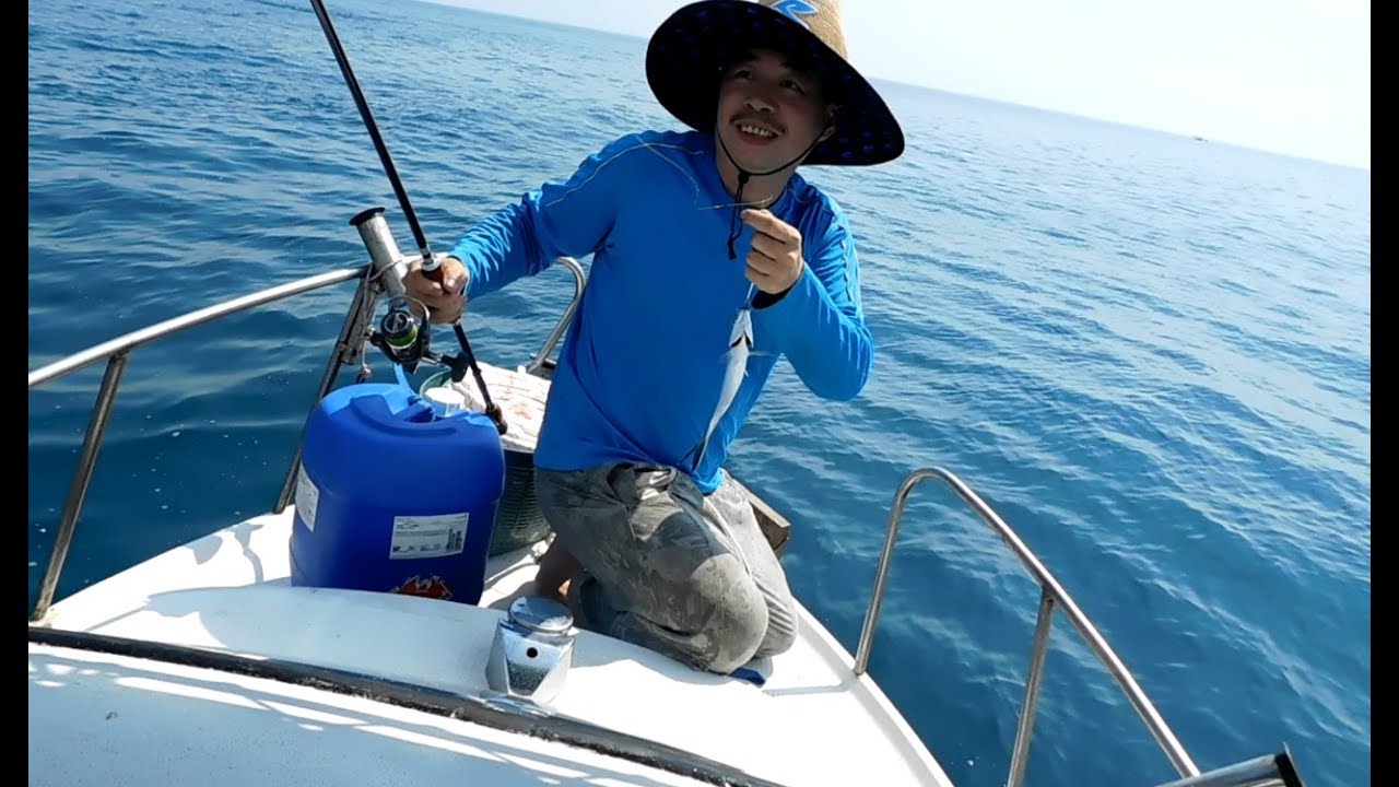 fishing in pattaya thailand l ตกปลากับaen YouTube