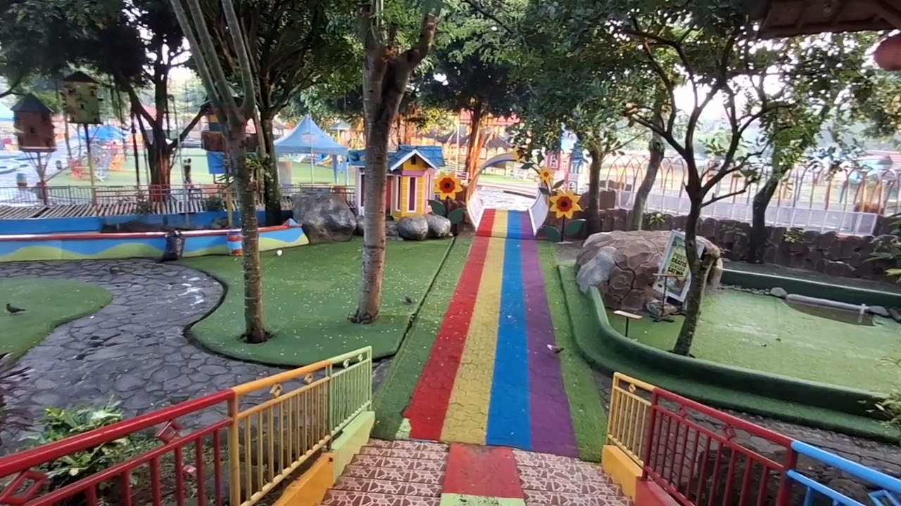 MIni Vlog Suasana Taman Herbal Insani Depok !!!