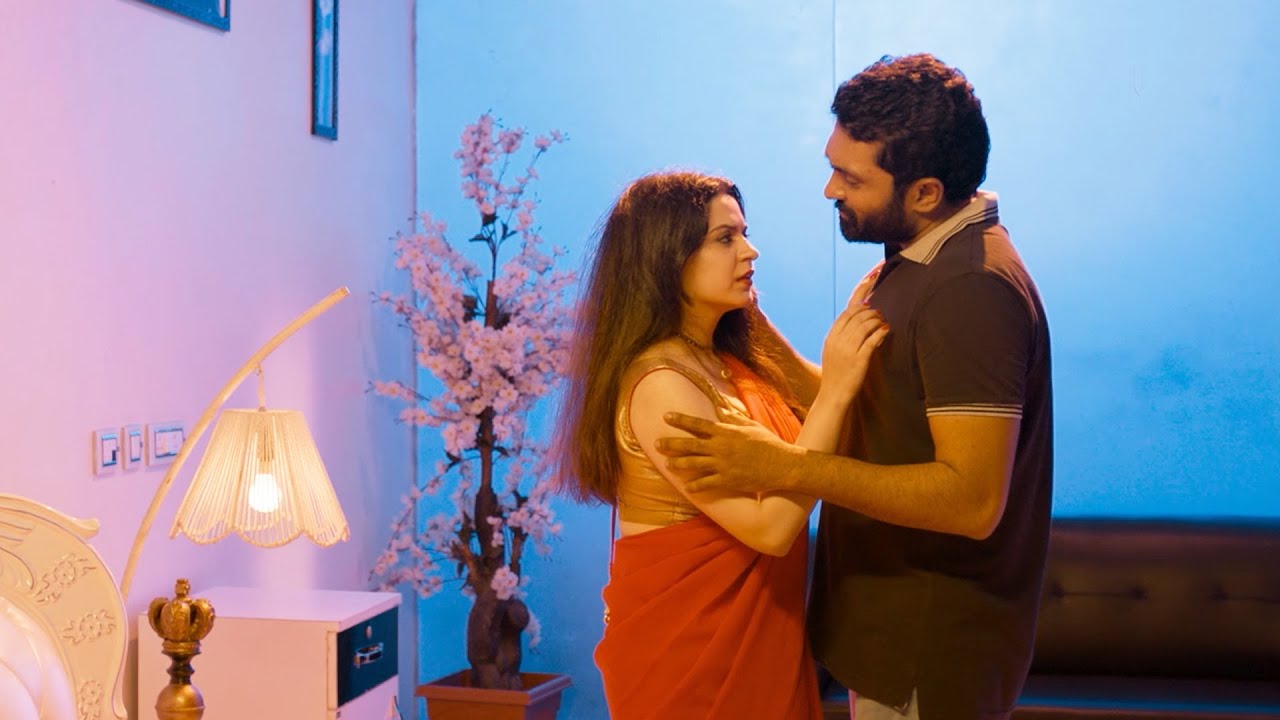 Rishi Ritvik டோலா படத்தின் ஒரு சூப்பர் காட்சியைப் பாருங்கள் | Dola Tamil Movie ...