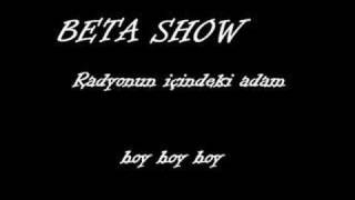 Beta Show Radyonun Içindeki Adam