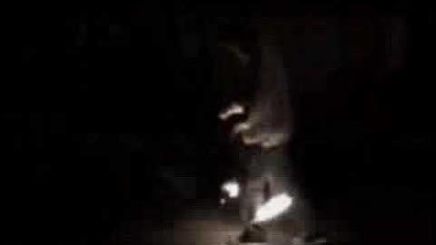 Glowsticking.com Stringing: Adrillf