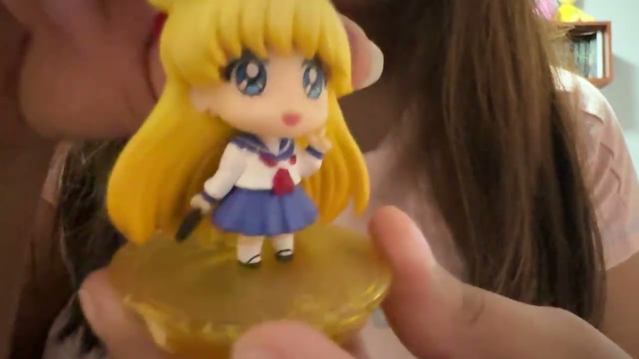 ASMR casero | Te muestro mi colección de figuras ✮⋆˙🎧 ⋆˙⟡  ( tapping • whisper • otaku asmr)