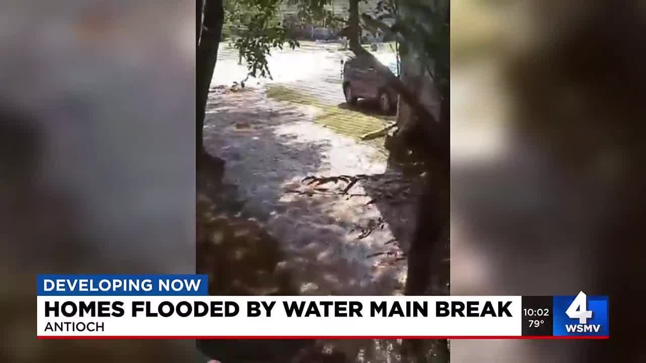 Homes flooded by water main break - YouTube