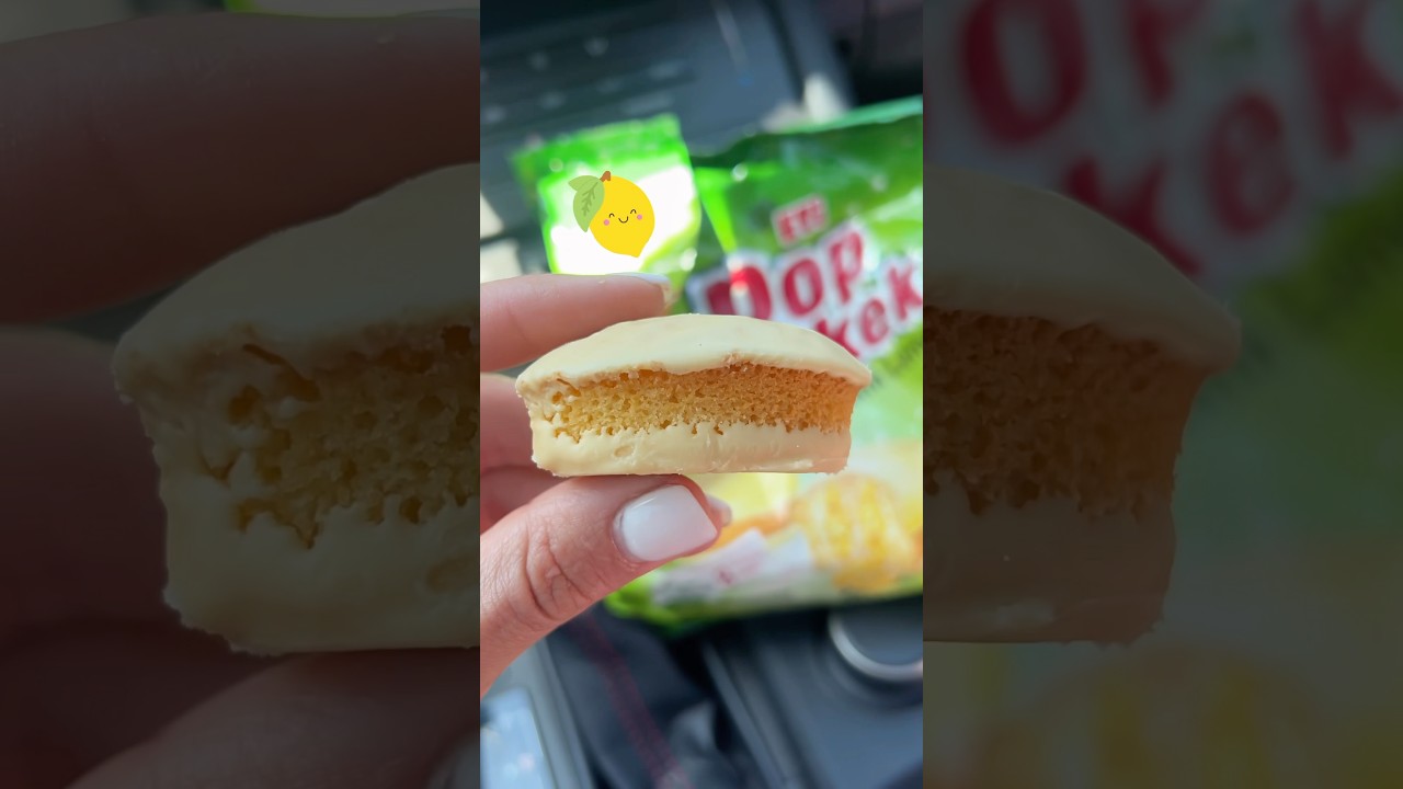 👀Trying Snacks From Around The World!