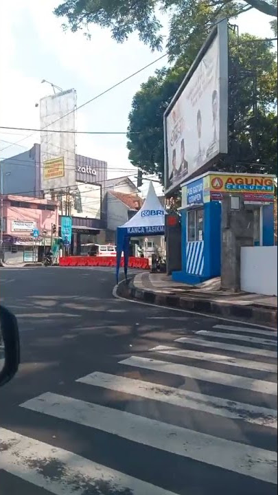 status wa halu jalan di tutup