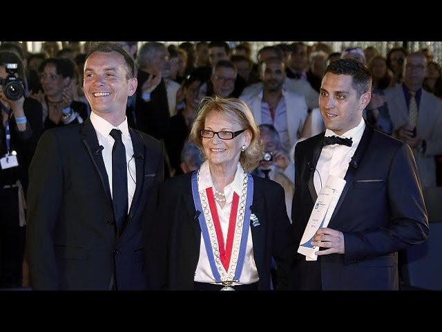 Эксгибиционисттің жыныс мүшесін көрсеткен видеосы