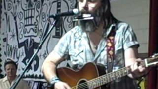 Steve Earle Performing "Taneytown" chords