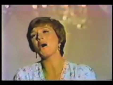 Julie Andrews & Hollie Steel - "I Could Have Dance...