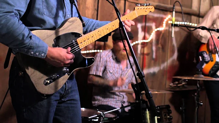 Sunday Valley (Sturgill Simpson) - Listening To Th...