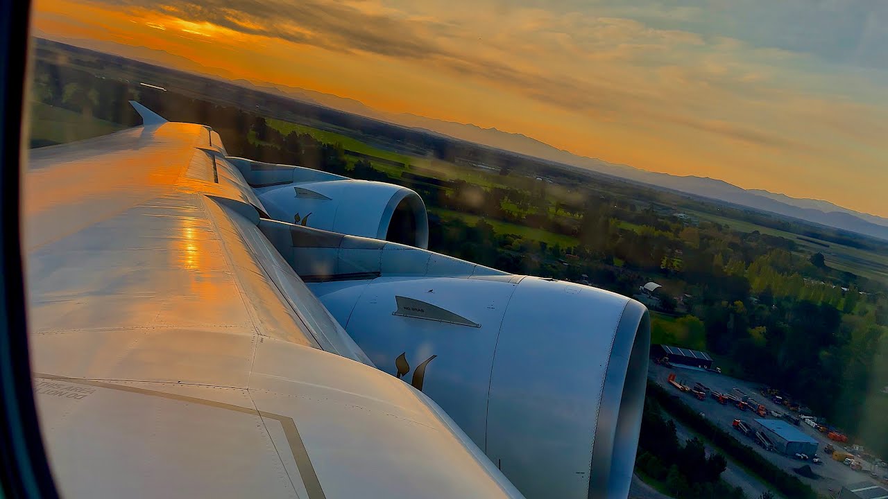 [4K] – Stunning Christchurch Sunset Takeoff – Emirates – Airbus A380-800 – CHC – A6-EVJ – SCS 1359