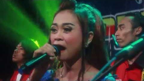 DANGDUT MAK JLES NEW PERMATA TERGUNCANG EVI ROSITA LIVE SUKOREJO