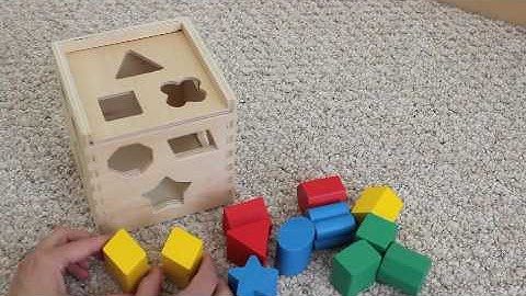 Melissa & Doug Shape Sorting Cube Review