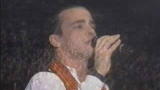 Video thumbnail of "Eros Ramazzotti - Una Historia Importante"