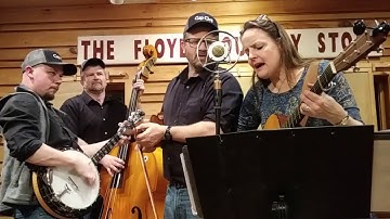 Gap Civil / Big Eyed Rabbit @ Floyd