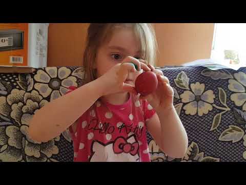 Video: Kā Ar Savām Rokām Izrotāt Olas Lieldienām