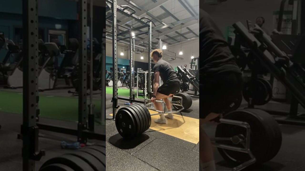 300kg beltless trap bar deadlift (messing around at 2am)