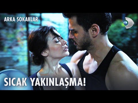 Çok çok yakın dövüş! 🤨| Arka Sokaklar 643. Bölüm