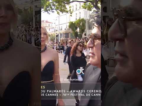 ورود جعفر پناهی به مراسم اختتامیه جشنواره کن 2025 