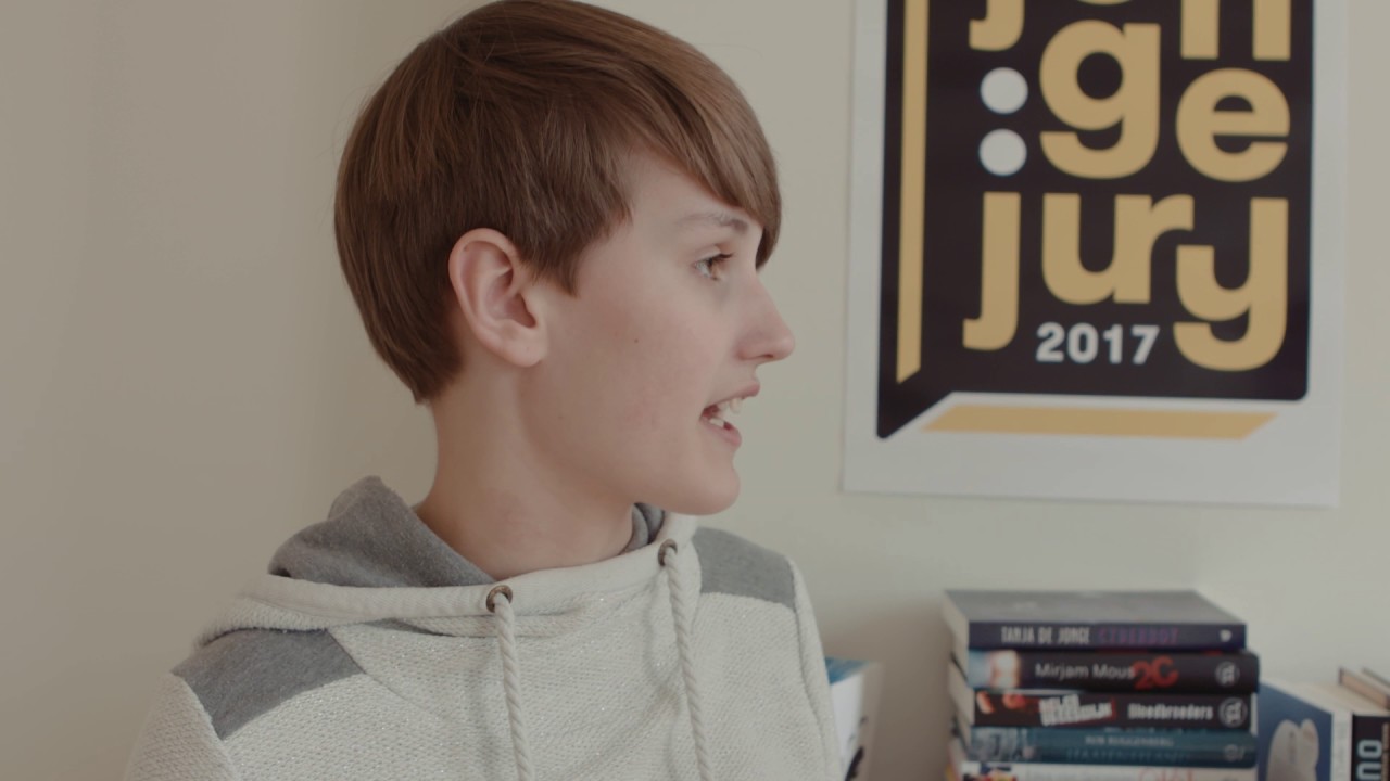 Esmée tipt: Ik zie je tussen de wolken - Maren Stoffels - YouTube