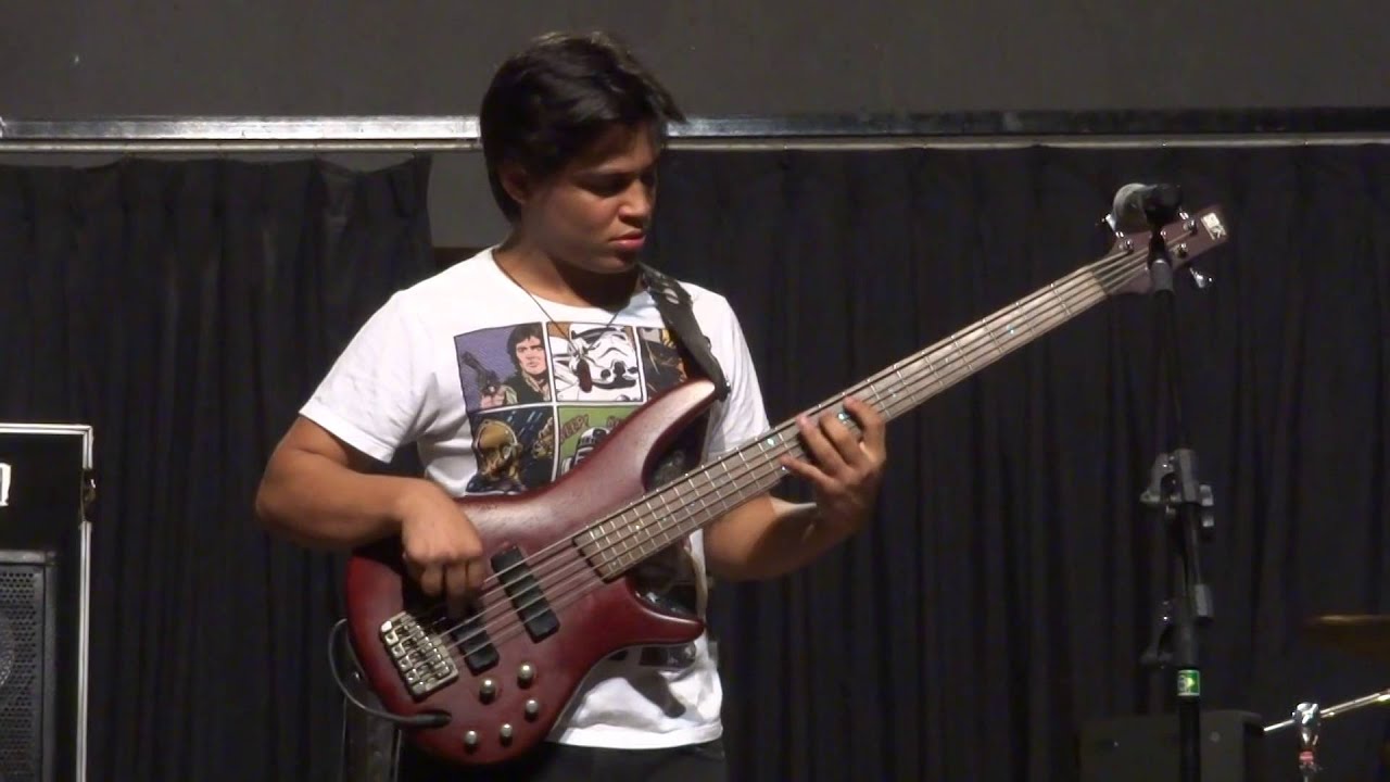 Lucas Arruda com Felipe Facó e Vicente Ferreira no 5º Festival Mestres dos graves 2015 - 4 de 6