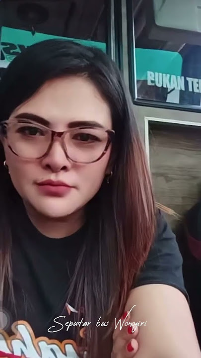 Liena ozora supir  cantik bus AGRAMAS