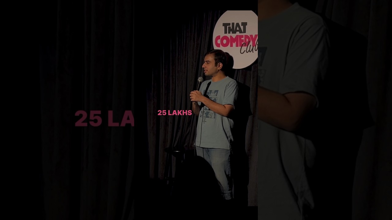 “How much is your outfit worth” #shorts #comedy #standupcomedy