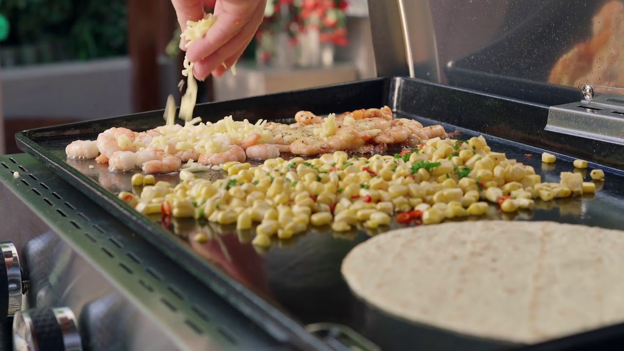 Why Should I Buy The Megamaster 3 Burner Plancha Cooking Braaier Youtube