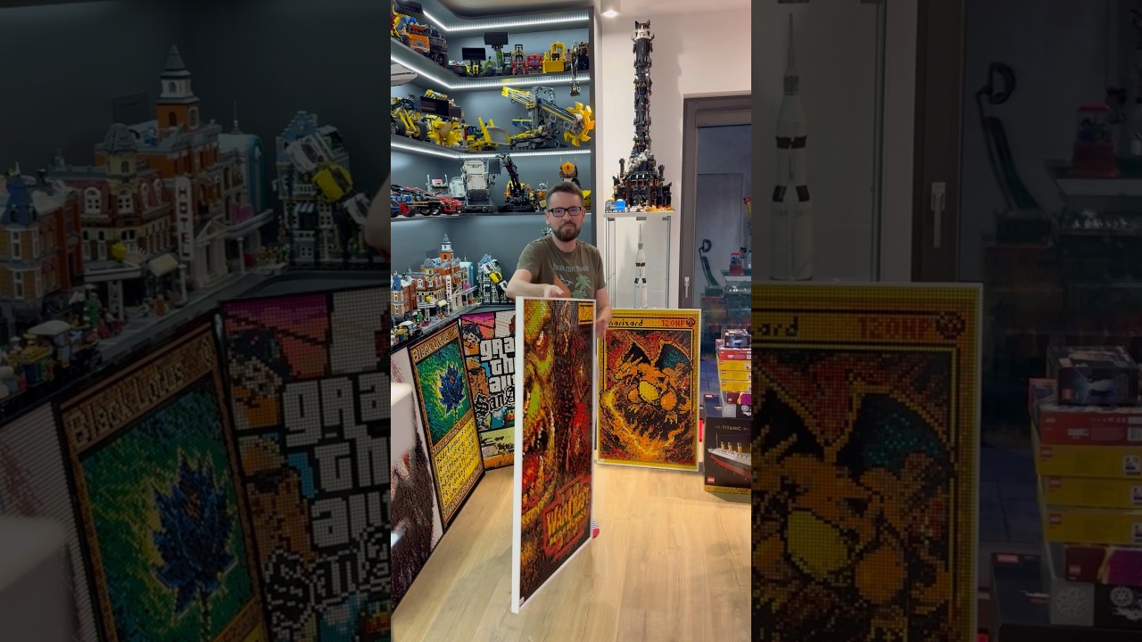 Warcraft III cover, but it’s 11000 LEGO bricks build! 