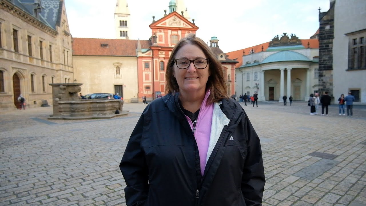 REAL Nomad Life! Days 5, 6 & 7 in Prague.  Visit Náplavka Farmers' Market and Prague Castle Tour.