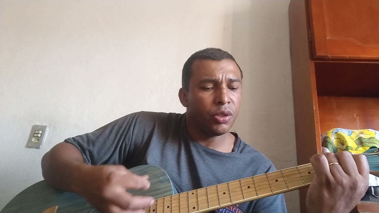 Querem calar nossa voz 