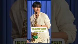 UM DOS MOTIVOS DO PORQUE O TAEHUNG QUIS APRENDER A TOCAR SAXOFONE #bts #kpop #vbts #taehyung #shorts