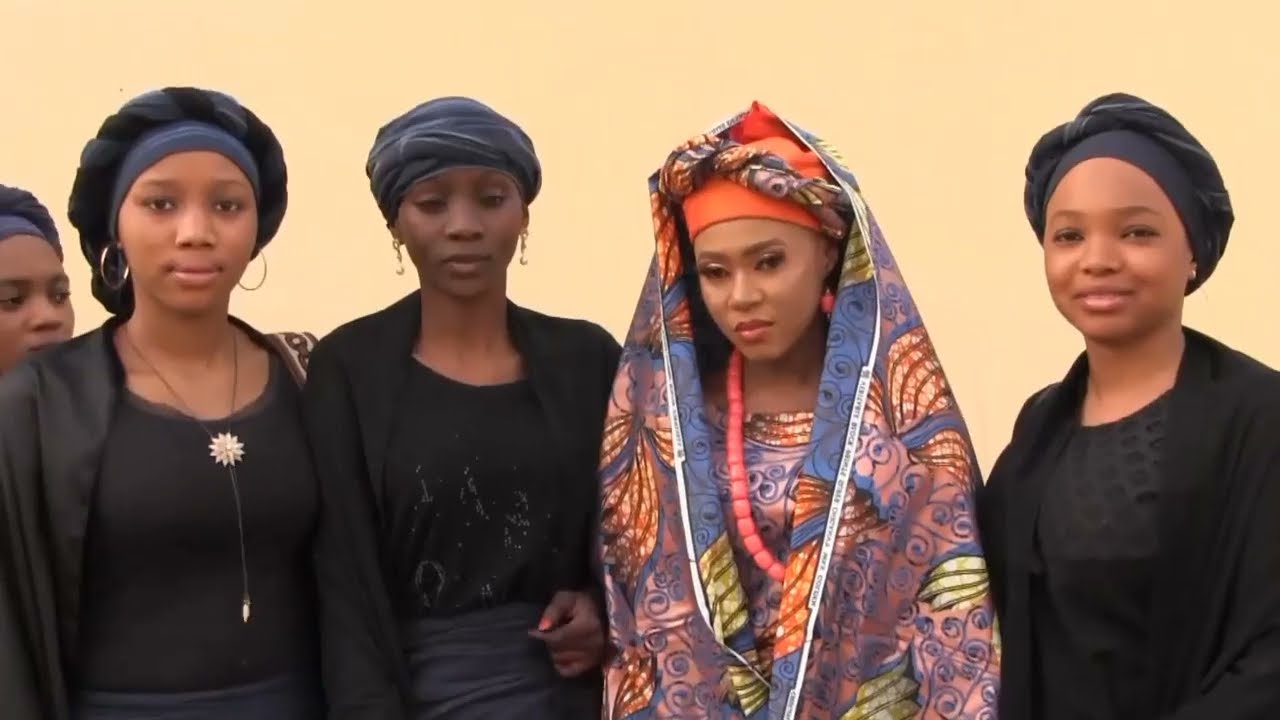 BIKIN MANYAN YARA YAYAN MASU HANU DA SHUNI,KYAUYAWA DE INDA KUDI YAKE MAGANA ABIN SHAAWA