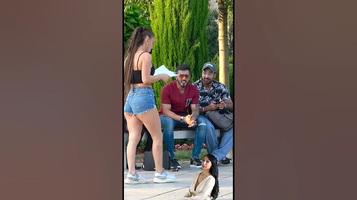 🧿WoW crazy girl prank #comedy #funny