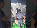 Kho Hà Nội - Khách đến xem máy đục lỗ