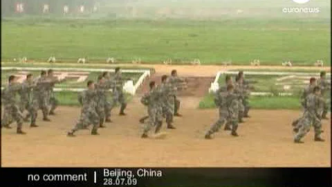 China allows rare access to People's Liberation Army training - DayDayNews