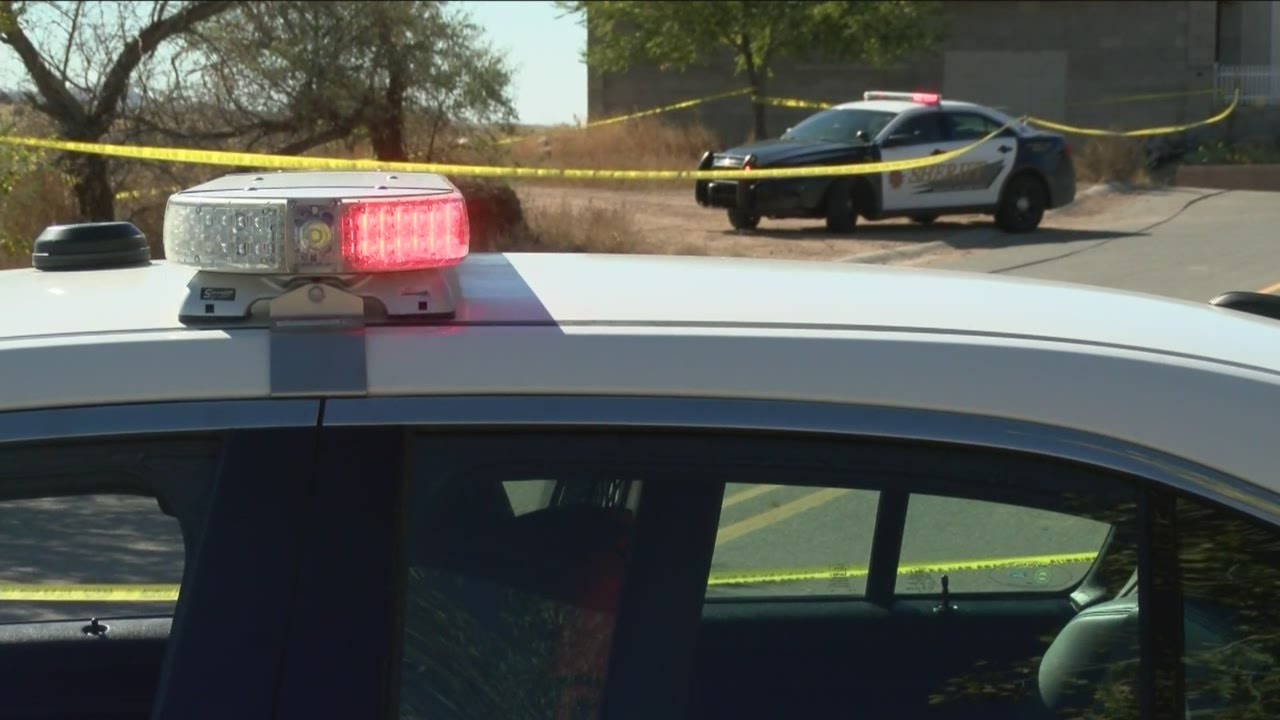 Santa Fe double murder suspect sought - YouTube
