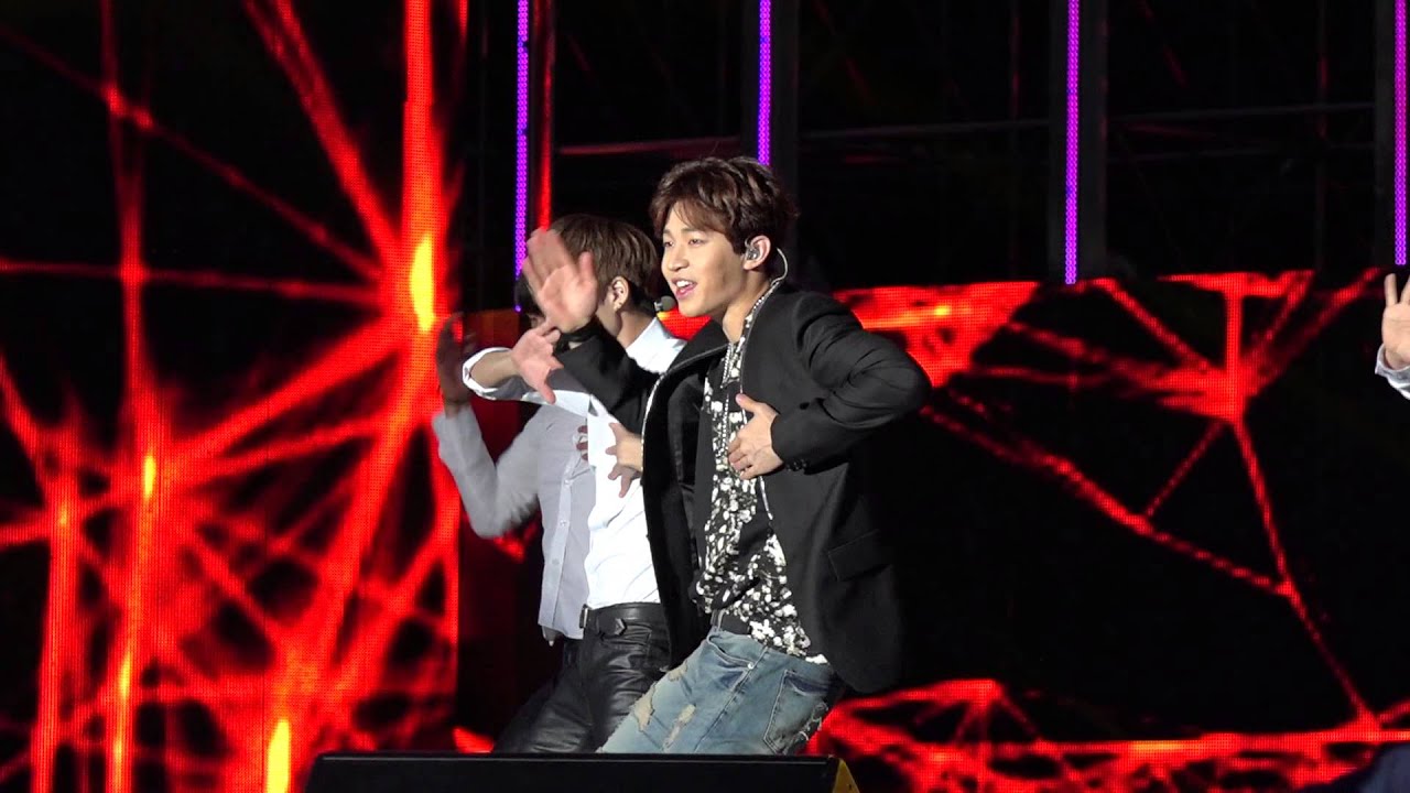 [Fancam] 150522 Henry Stage Solo Smooth Criminal & Fantastic #lottefamilyconcert