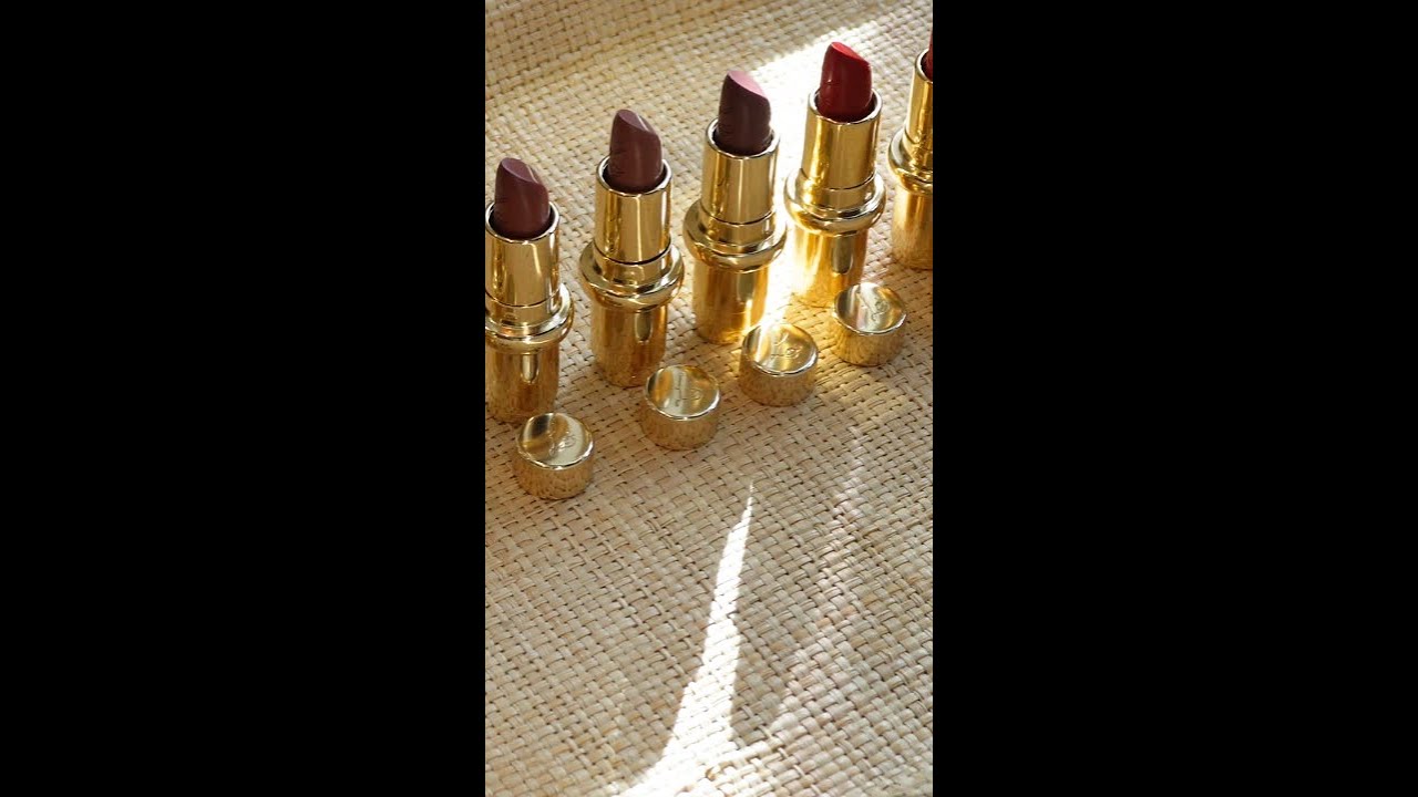 Trying on Lisa Eldridge Rouge Experience refillable lipsticks in natural light