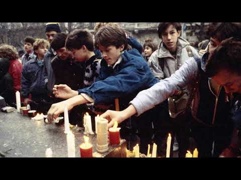 SWR 17.11.1989: Studenten in Prag werden niedergeprügelt