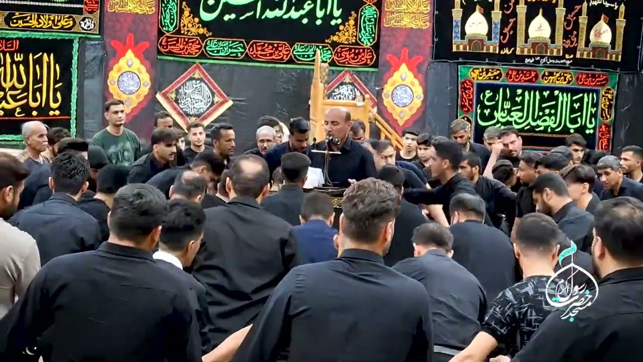 مراسم سینه زنی بوشهری شب تاسوعا حسینی ۱۴۰۴ مسجد حضرت رسول اکرم (ص) شهر خورموج بانوای حاج علی غریبی 