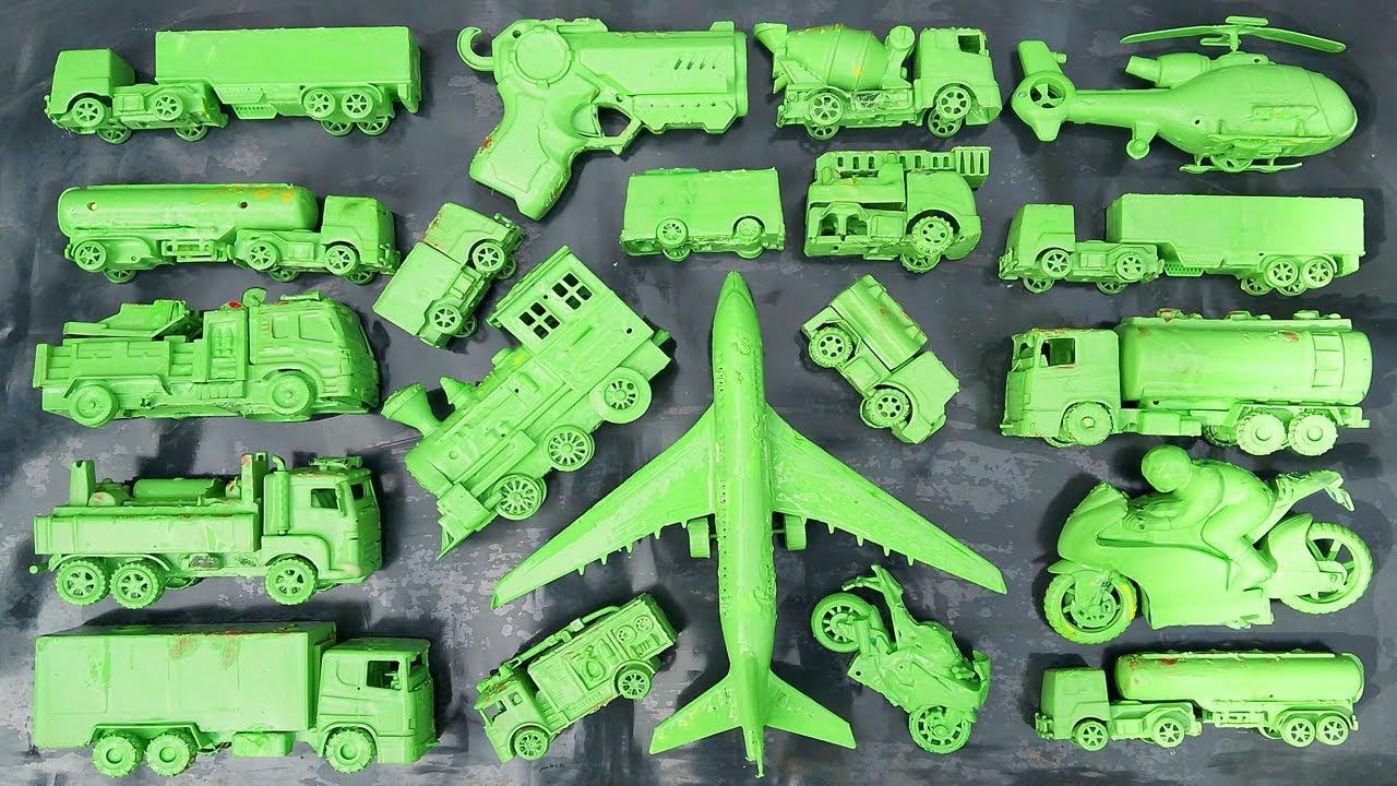 WASHING MUDDY TOY VEHICLES – POLICE CAR, AMBULANCE, AIR PLANE ,BUS TAYO AND TRUCK