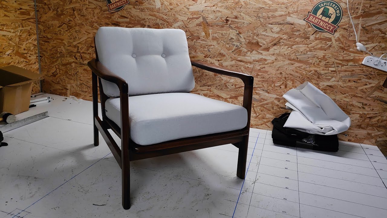 Nowy Rok 2026 te same fotele :). Bączyk w kamerce DJI OSMO Action 6