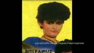 Vignette de la vidéo "Siti Fairuz - Usah Bertanya Lagi"