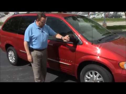 used-2001-chrysler-town-&-country-lxi-for-sale-at-honda-cars-of-bellevue...an-omaha-honda-dealer!