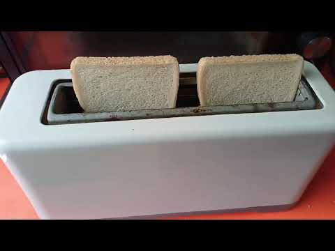 The ultimate Spanish morning Toastie! Simon in La Linea 