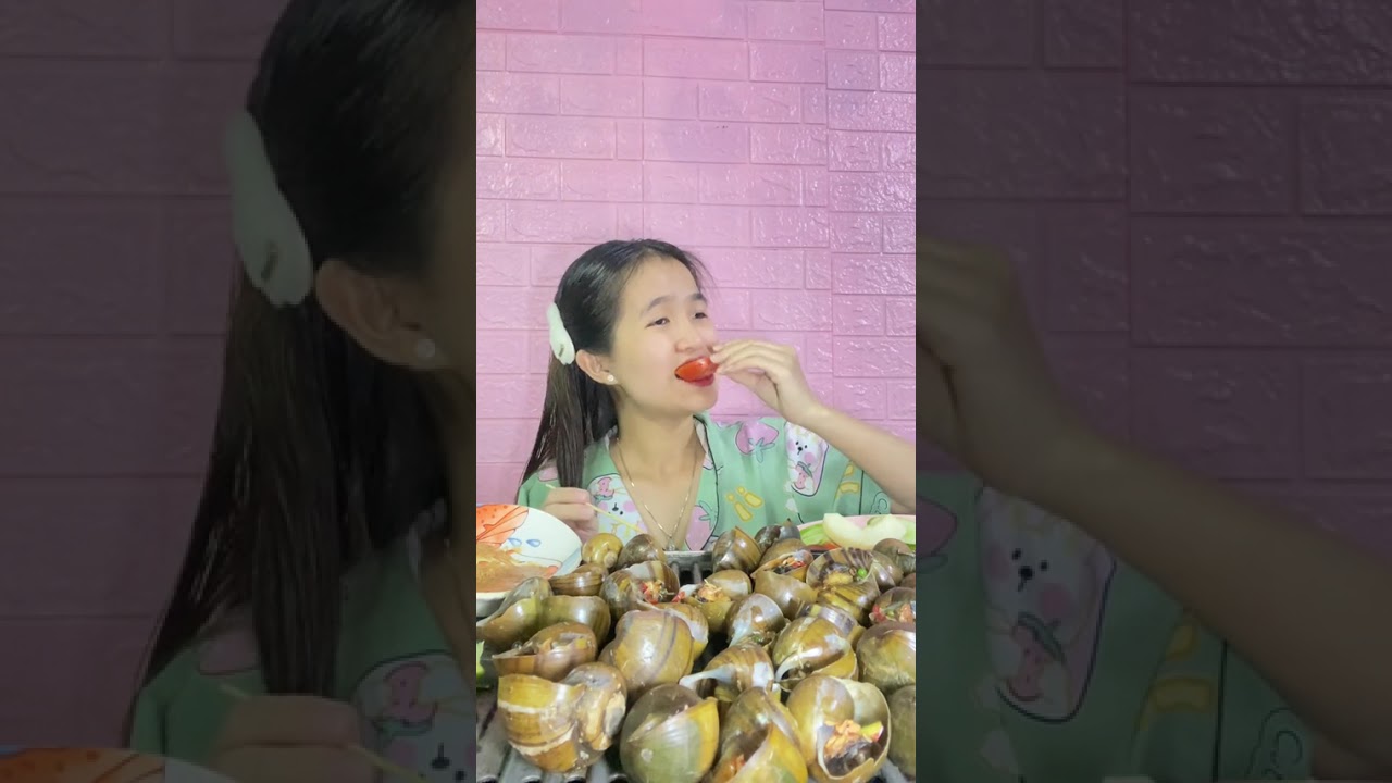 Mukbang ốc bưu đen nướng tiêu xanh cùng Ni nha @Cẩmninef 