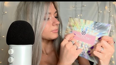 ASMR| CLOSE FINGER TRACING OBJECTS/ SLOW WHISPERING/ TAPPING