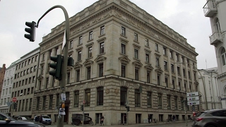 Die zweifelhaften Deals der Warburg-Bank | Panorama | NDR