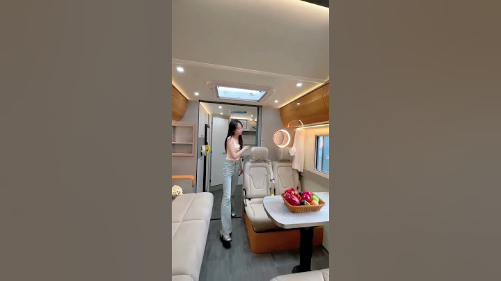RV confortabil care trăiește în ziua ploioasă!
