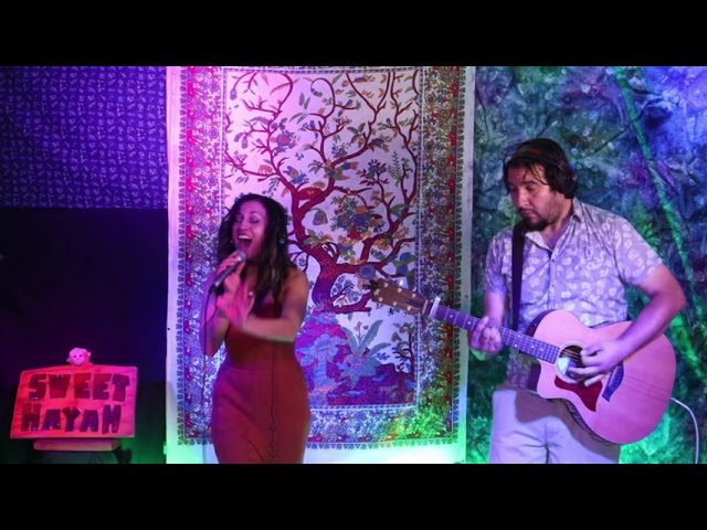 Foolin - Sweet HayaH - Original adlı videoyu YouTube'da izle Foolin - Sweet HayaH - Original adlı videoyu YouTube'da izle